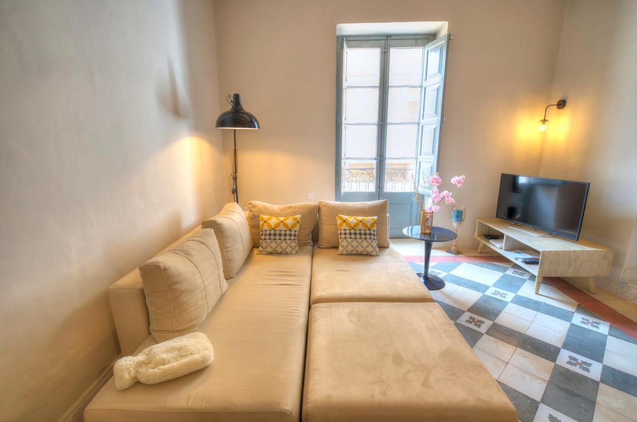Charming & Traditional Flat In City Center Esch1-2 Valeta Exterior foto